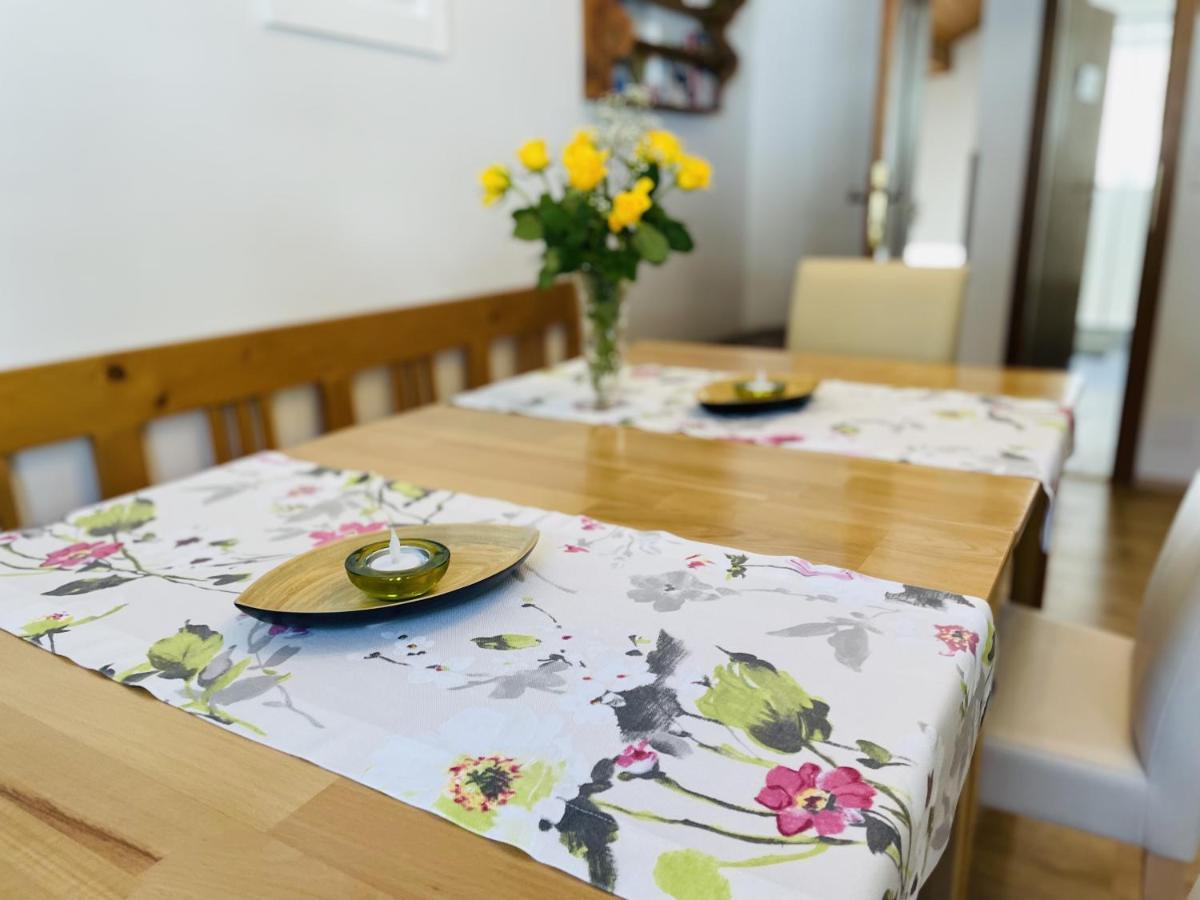 Bergluft Appartement - Haus Lerchegger Mossna Bagian luar foto